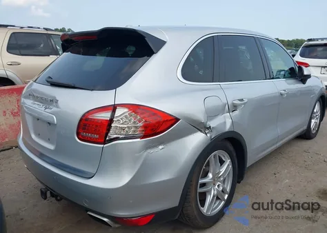 2013 Porsche Cayenne Hybrid S z USA, uszkodzony, nr VIN WP1AE2A29DLA15374